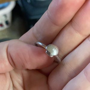Seashell ring